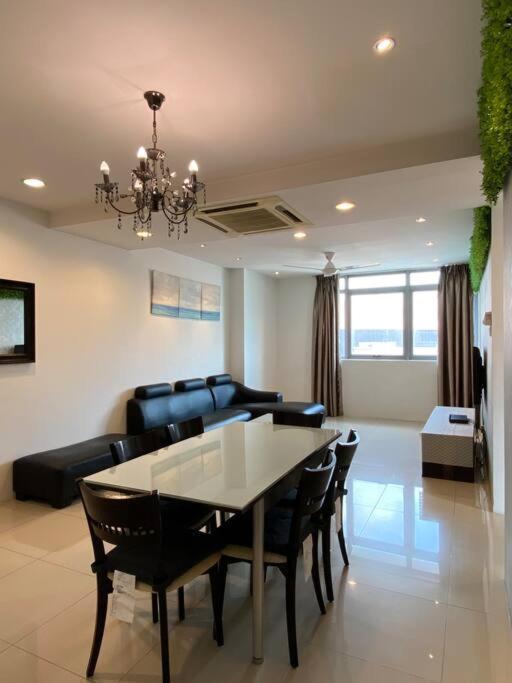 Апартаменты Spacious 3R,2R,Studio 5Min Walk To Time Square,Lalaport, Pool,Gym,Wifi Куала-Лумпур Экстерьер фото